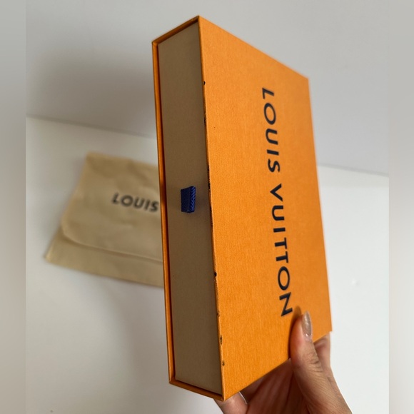 Louis Vuitton Orange Box with Dust Bag - Picture 4 of 6